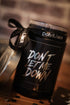 Bougie Don’t Let Me Down — Pour lui dire « Ne me laisse pas tomber »